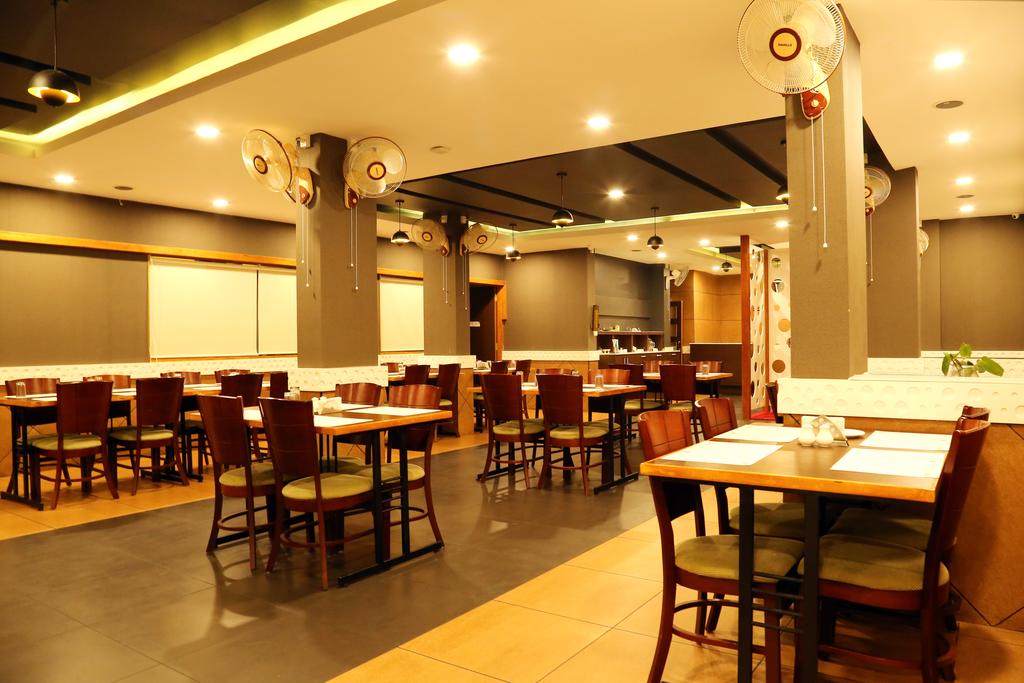 Mint Flower Hotel Wayanad Restaurant